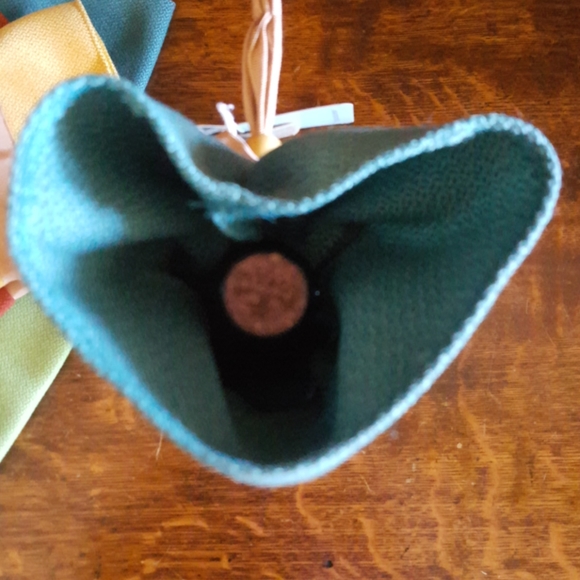 Aster & Sage blue gift bag - Picture 2 of 4